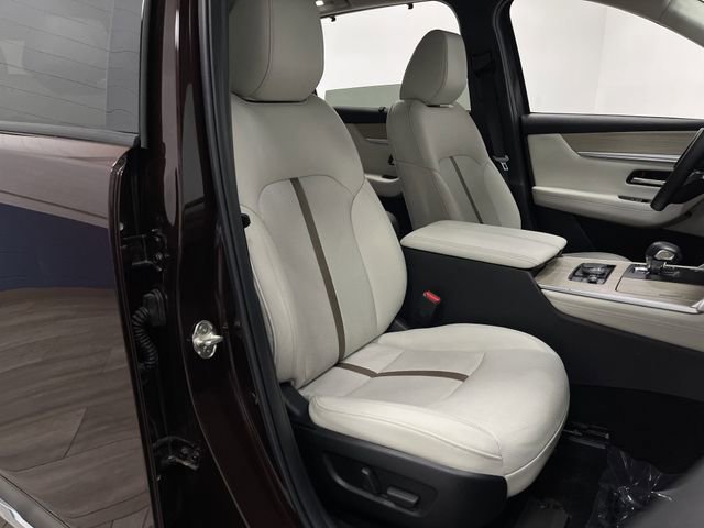 Used 2024 MAZDA CX-90 Plug-In Hybrid w/ Premium Plus image 33