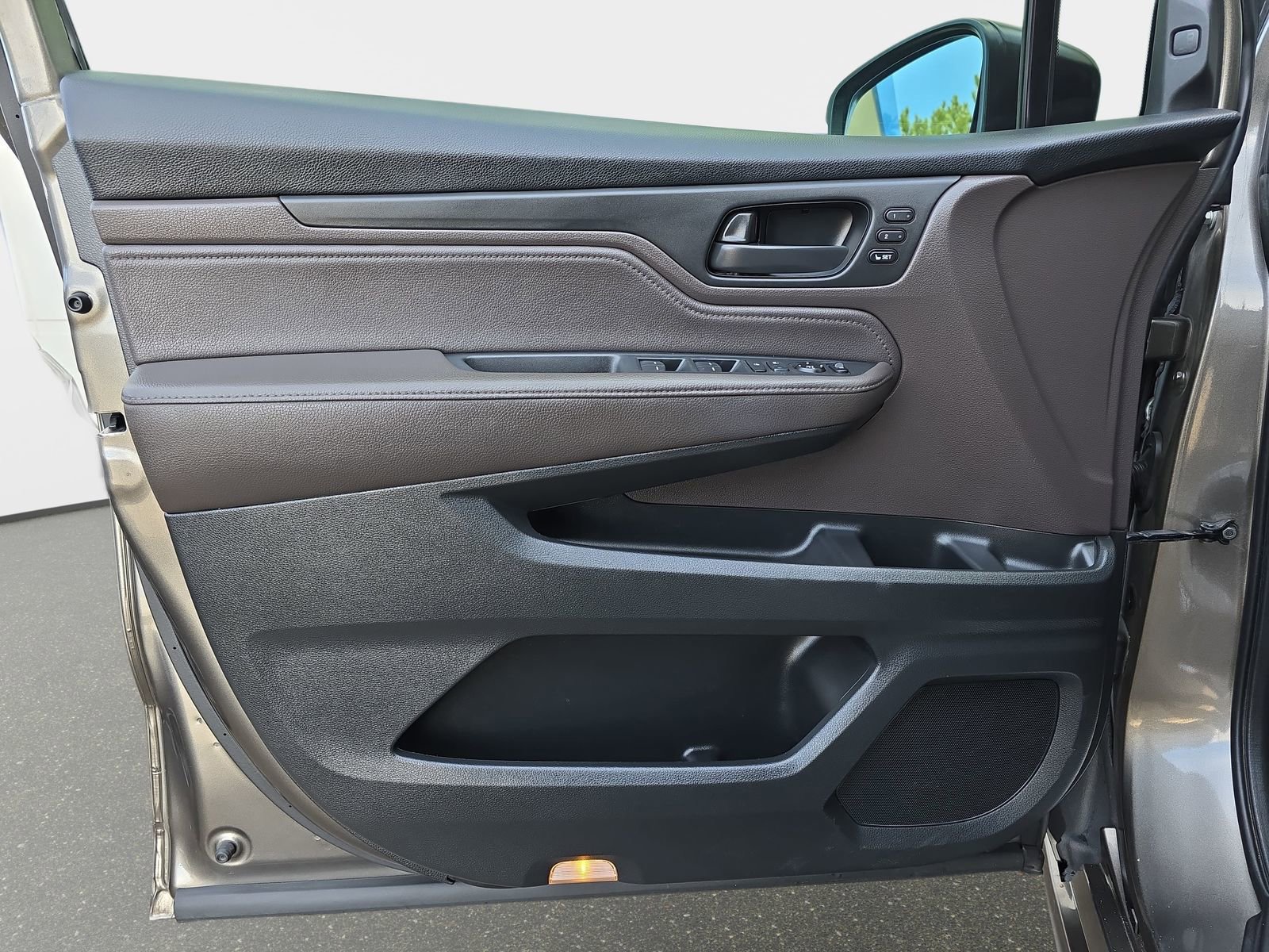 Used 2018 Honda Odyssey Touring image 29