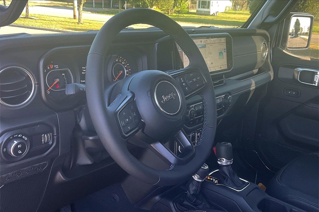 New 2025 Jeep Gladiator Sport w/ Premium Package image 6