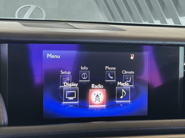 Used 2016 Lexus IS 200t w/ Premium Package RWD image 18