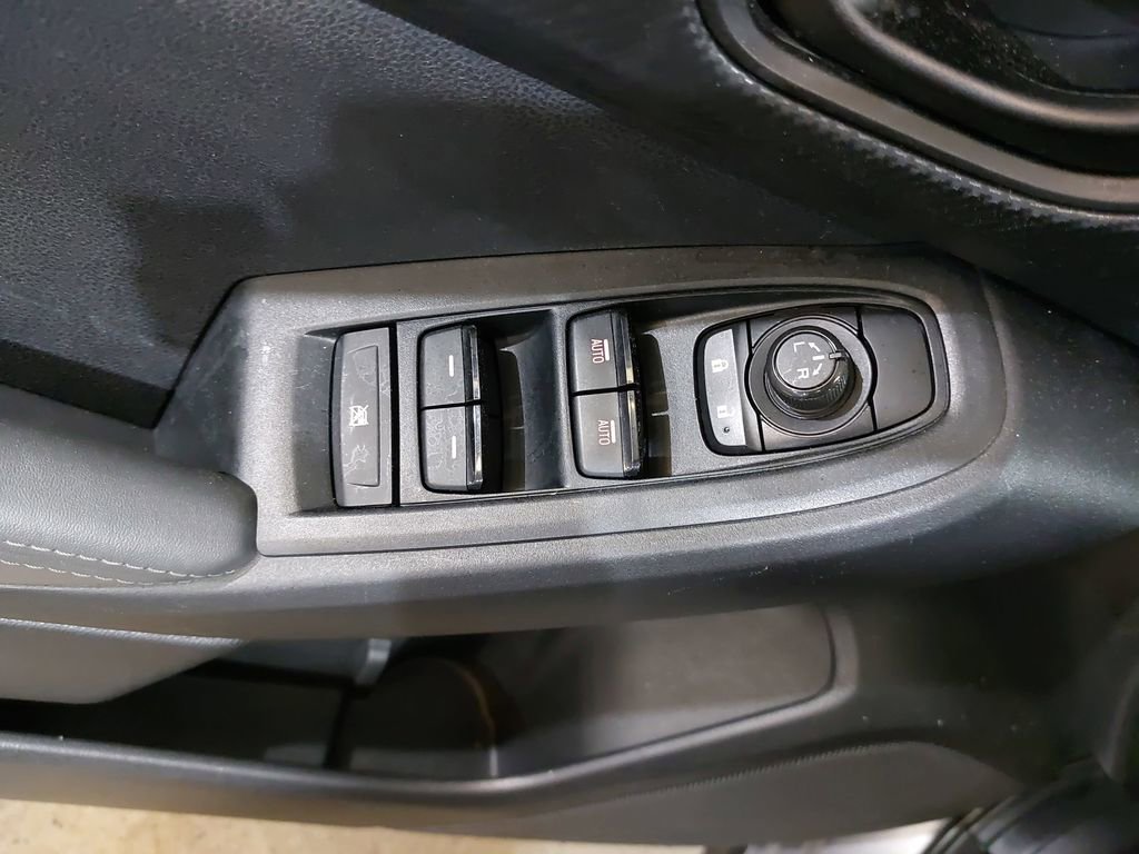 Used 2024 Subaru Crosstrek 2.0i Premium image 29