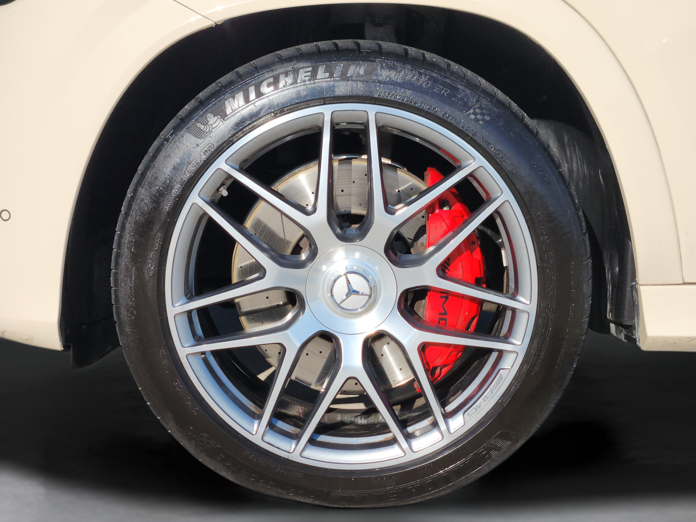 Used 2024 Mercedes-Benz GLE 63 AMG S image 32