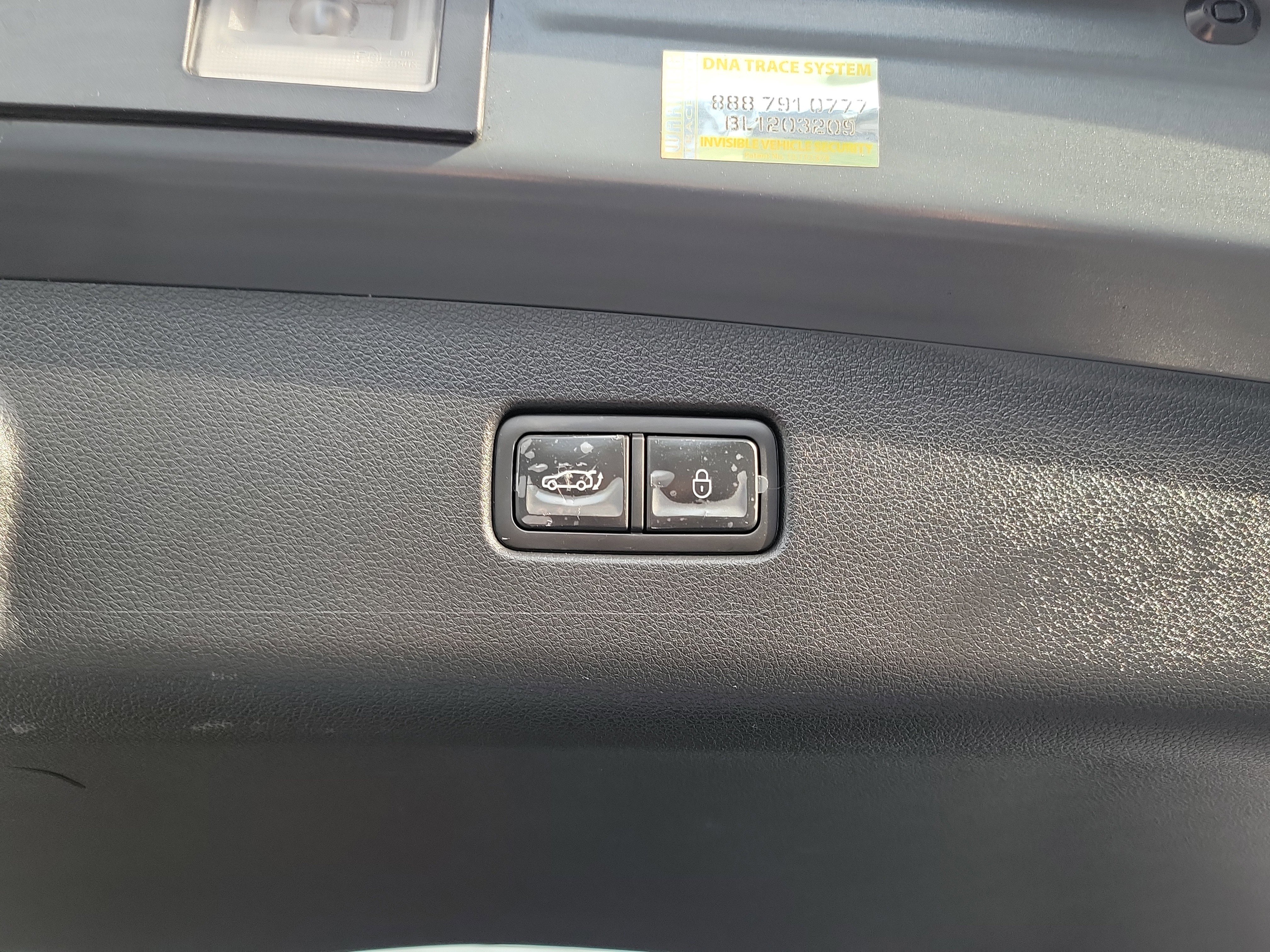 Certified 2026 Genesis GV70 2.5T Advanced image 18