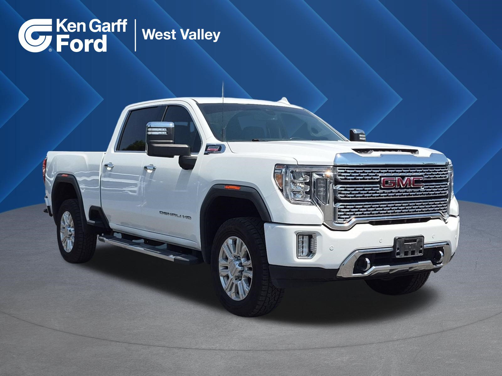 Used 2020 GMC Sierra 3500 Denali AWD/4WD image 1