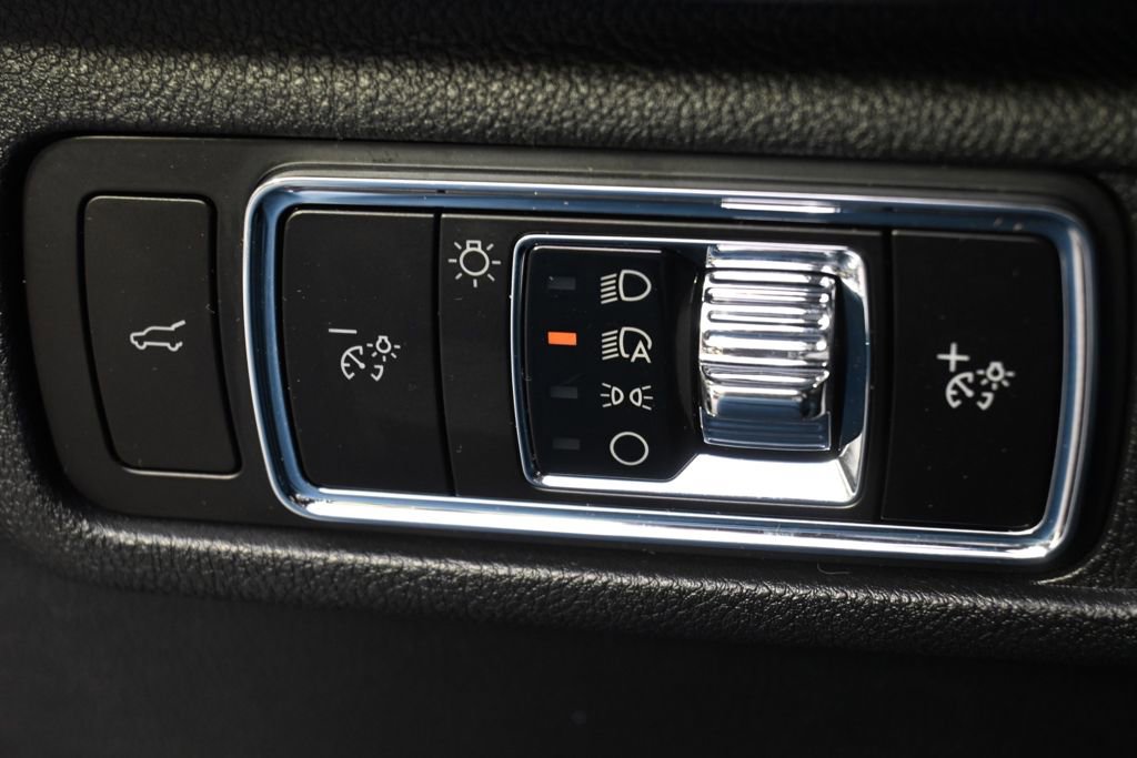 New 2026 Lincoln Corsair Premiere AWD/4WD image 24