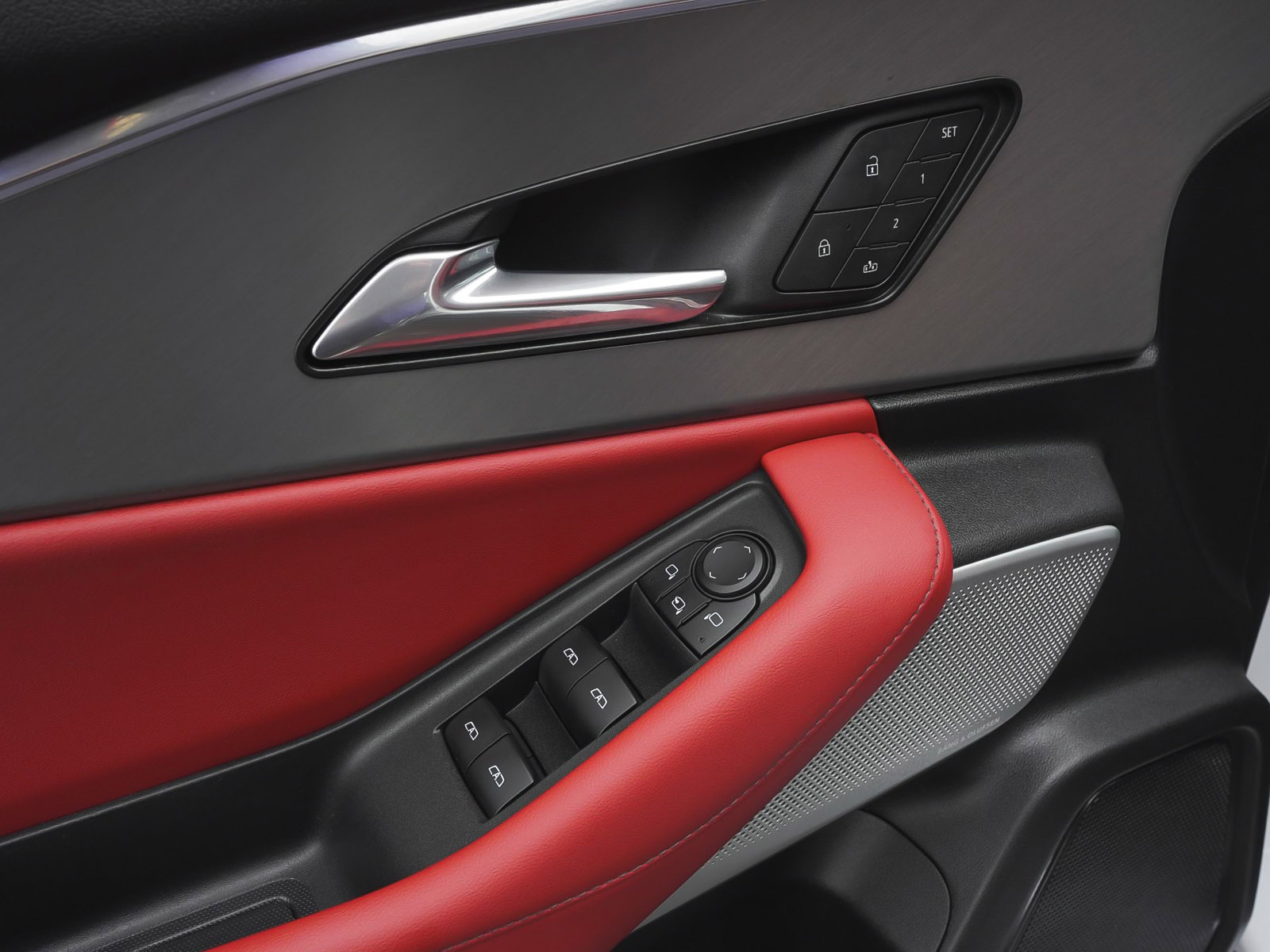 Used 2024 Acura ZDX A-Spec image 10