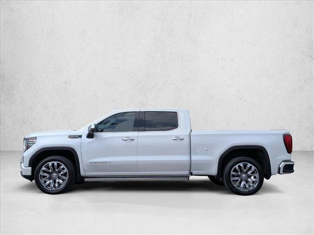 Used 2023 GMC Sierra 1500 Denali w/ Denali Reserve Package AWD/4WD image 8