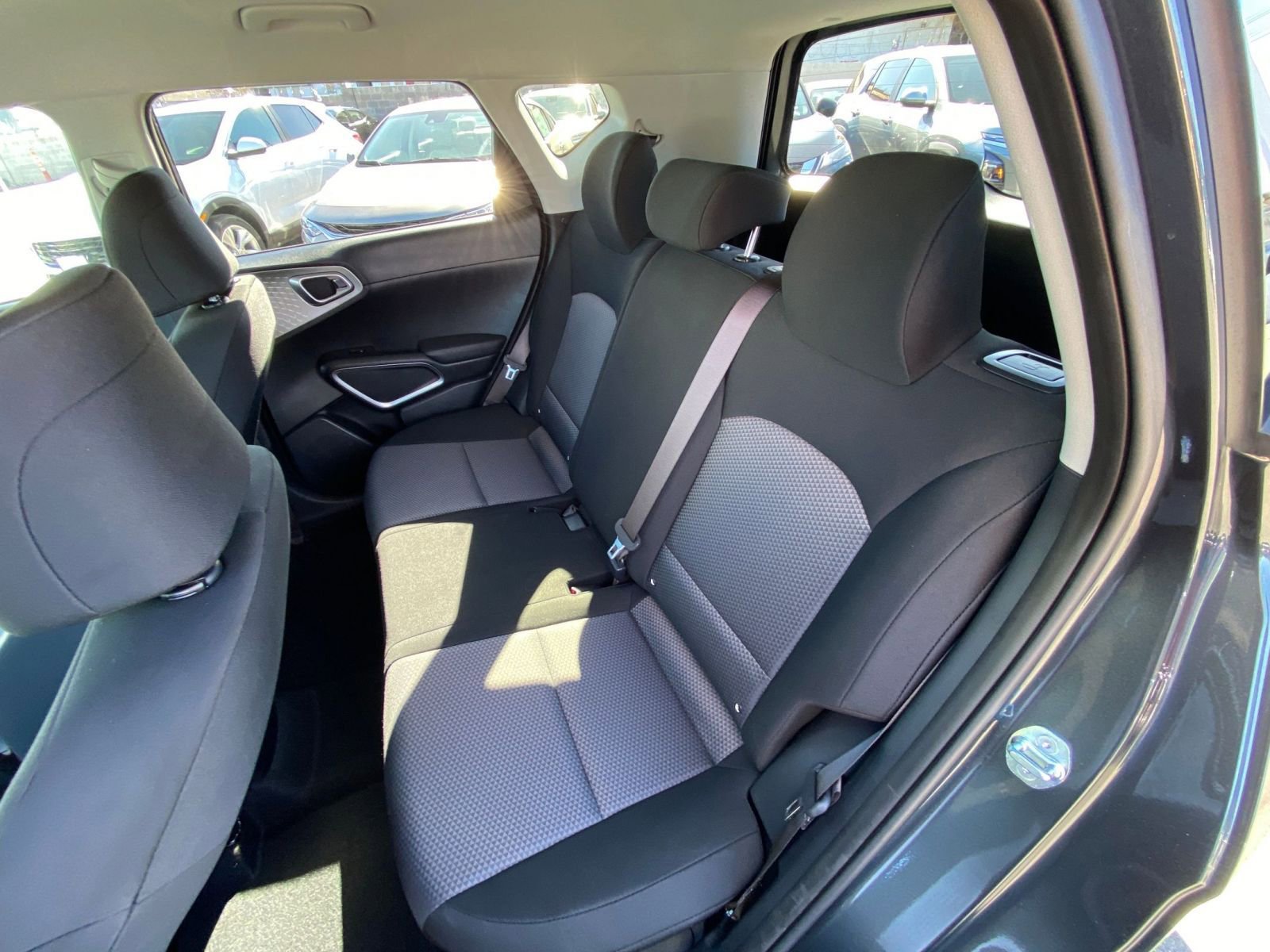 Used 2025 Kia Soul LX w/ LX Technology Package image 23