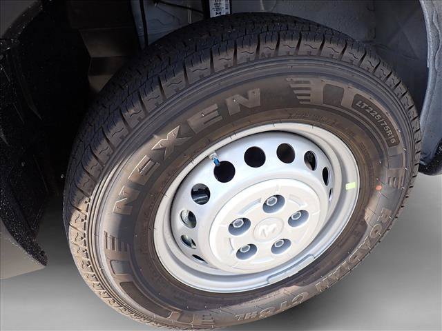 New 2026 RAM ProMaster 2500 w/ Convenience Group FWD image 7