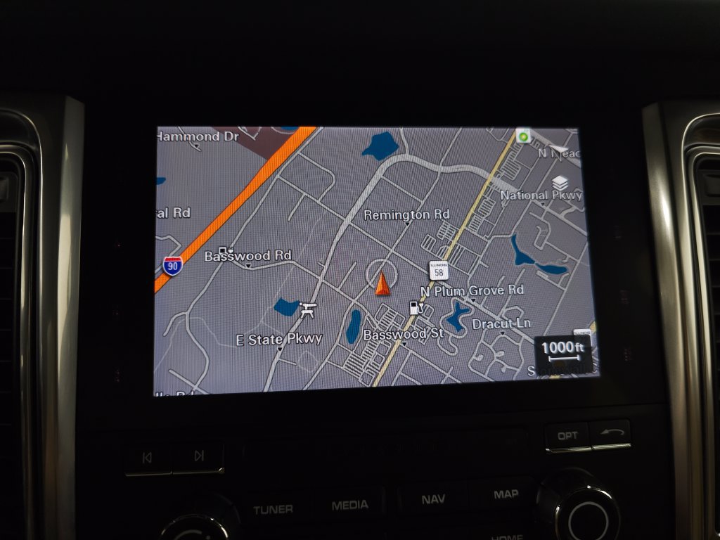 Used 2018 Porsche Macan S AWD/4WD image 25
