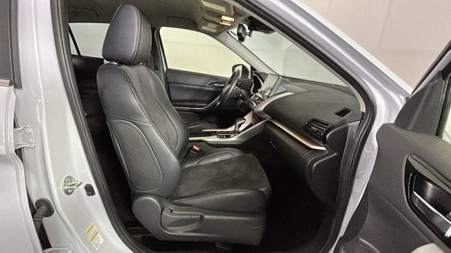 Used 2024 Mitsubishi Eclipse Cross SE AWD/4WD image 30
