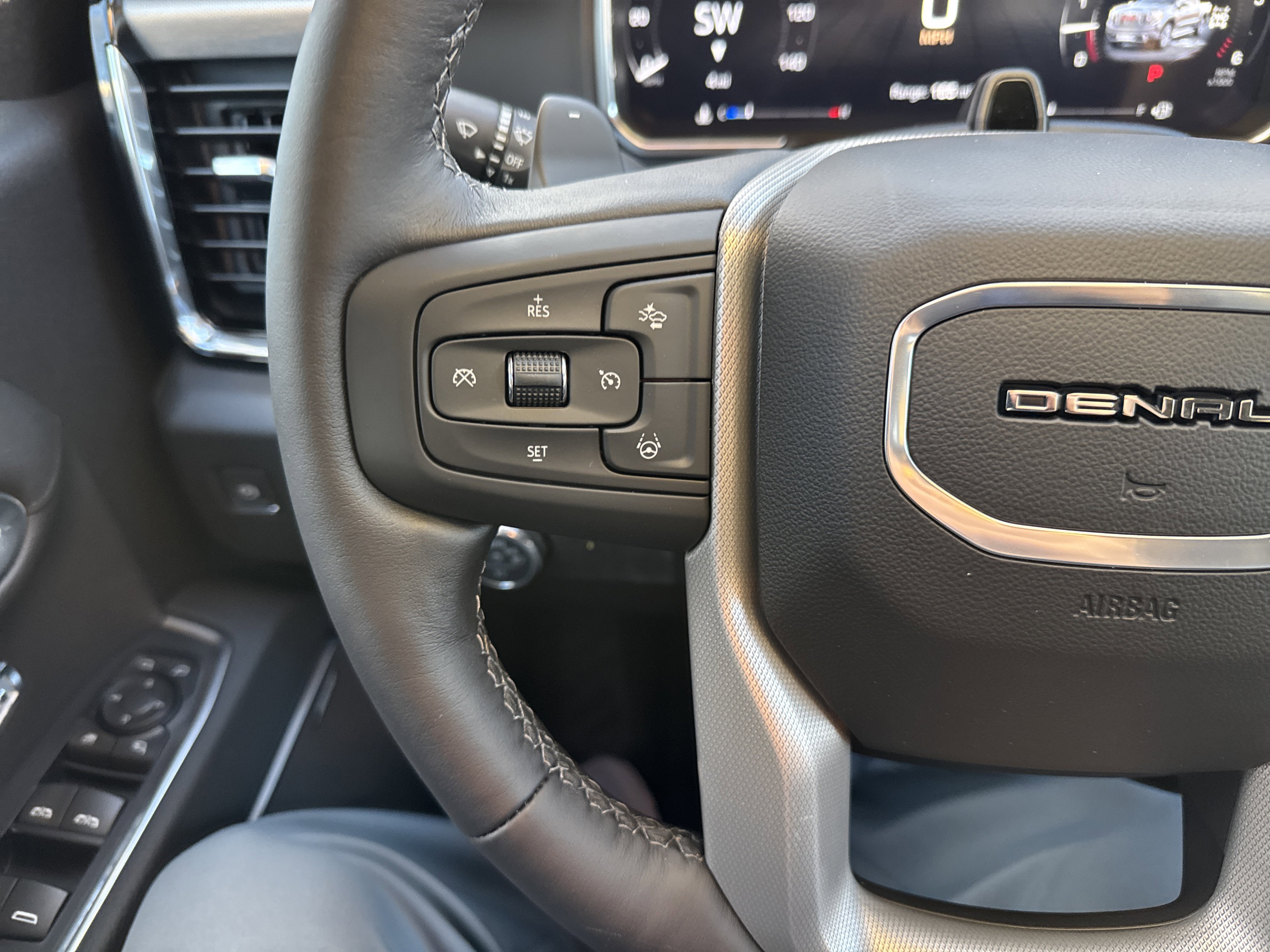 New 2026 GMC Sierra 1500 Denali w/ Technology Package image 18