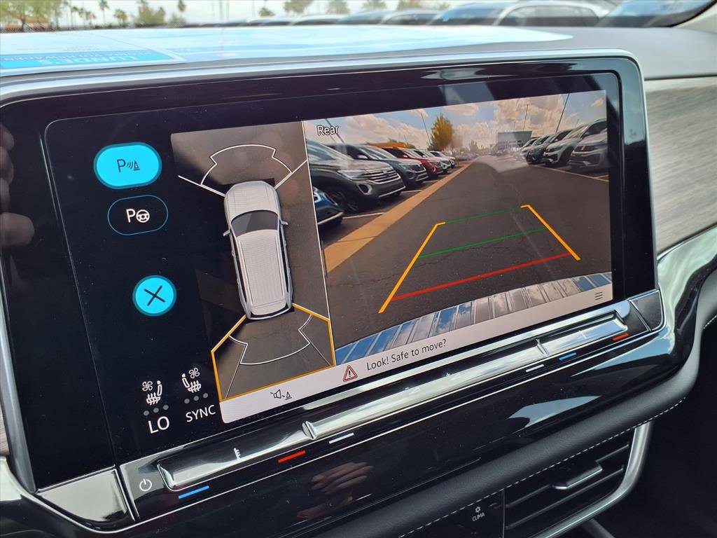 New 2026 Volkswagen Atlas SEL Premium R-Line image 16