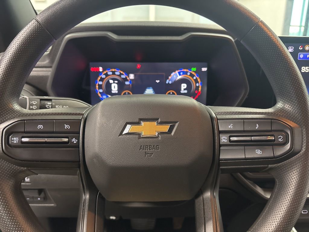 Used 2025 Chevrolet Colorado W/T w/ Advanced Trailering Package image 13