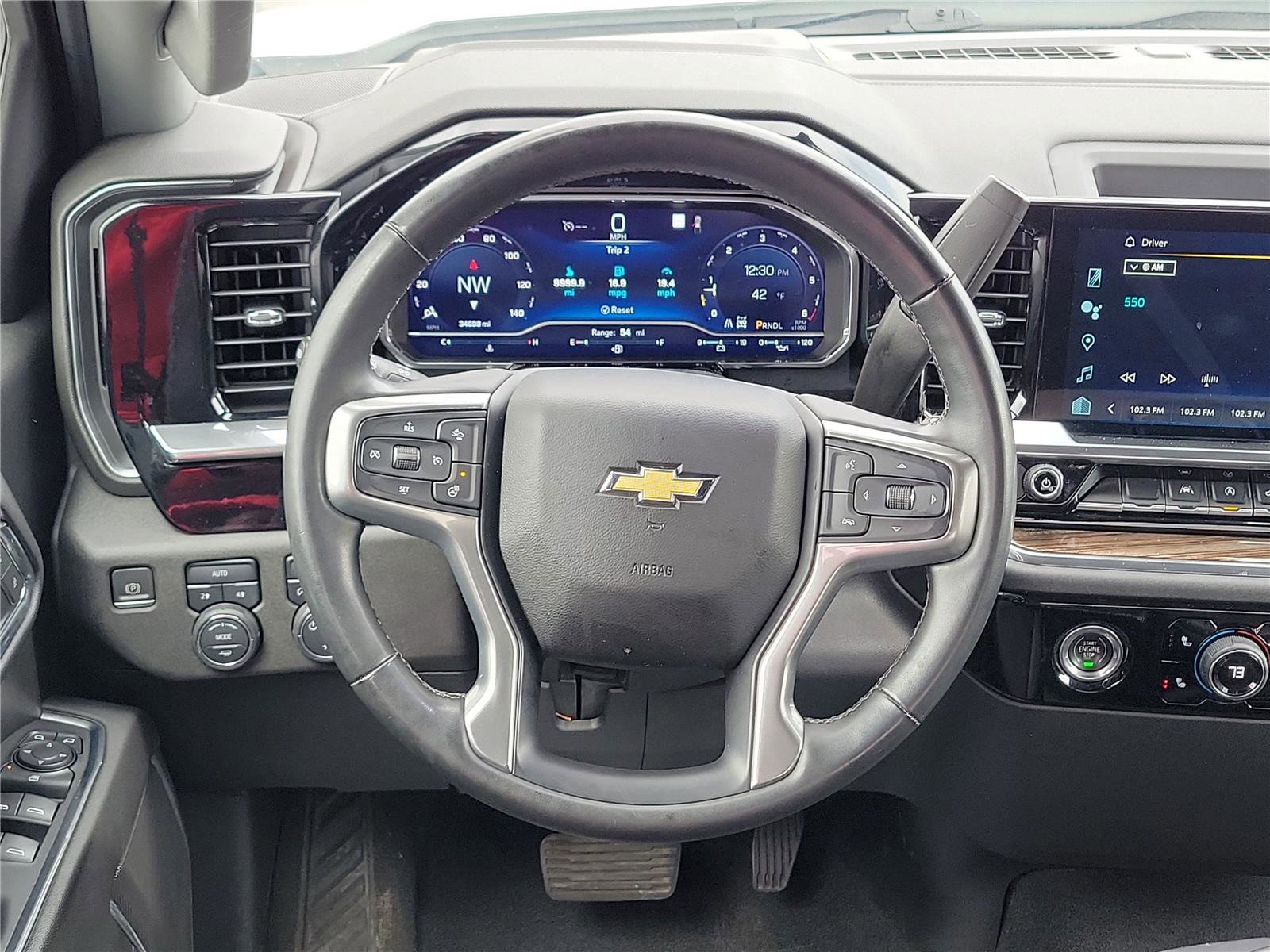 Used 2023 Chevrolet Silverado 1500 LT AWD/4WD image 11
