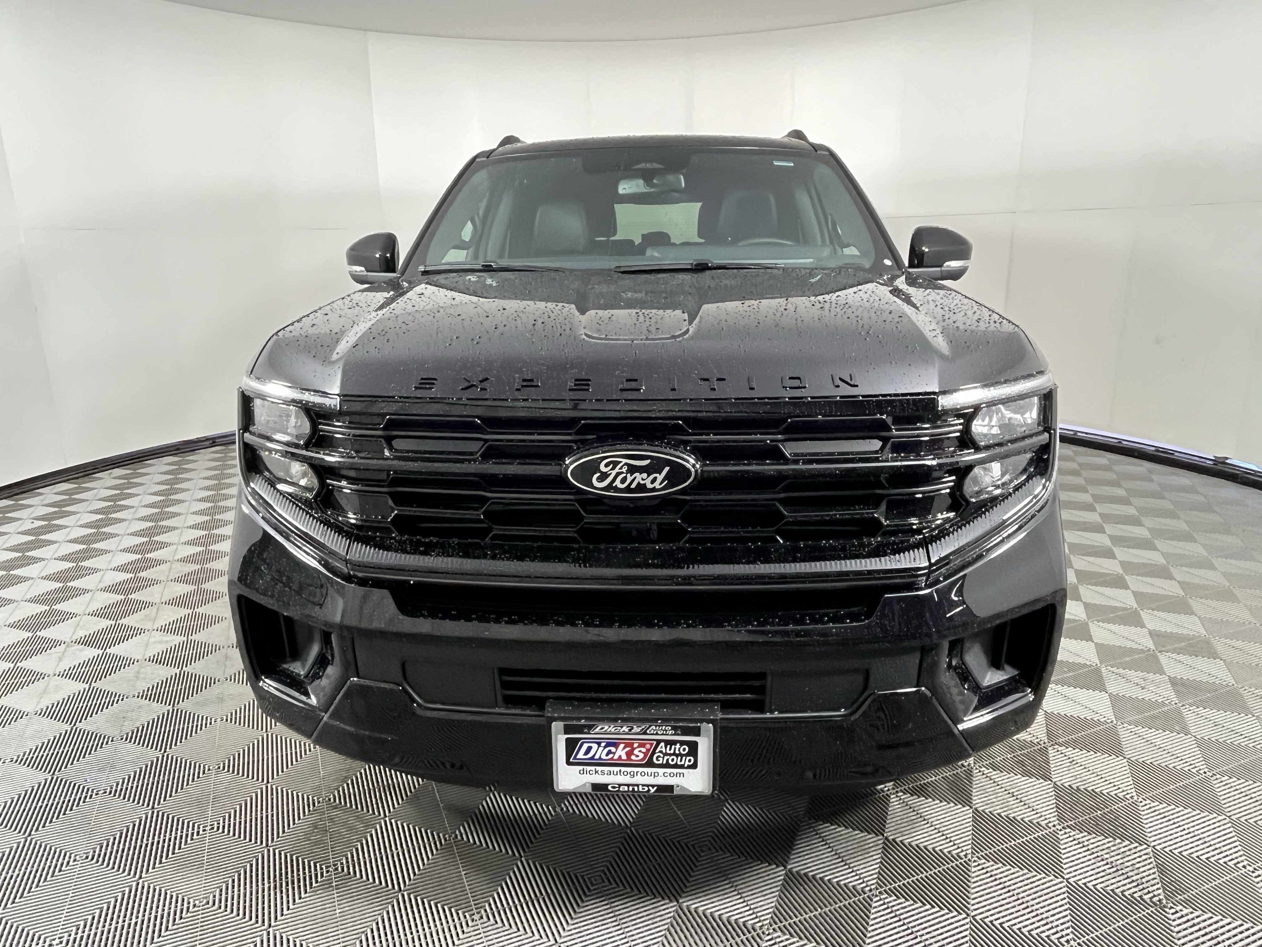 New 2026 Ford Expedition Platinum w/ Stealth Performance Package AWD/4WD image 7