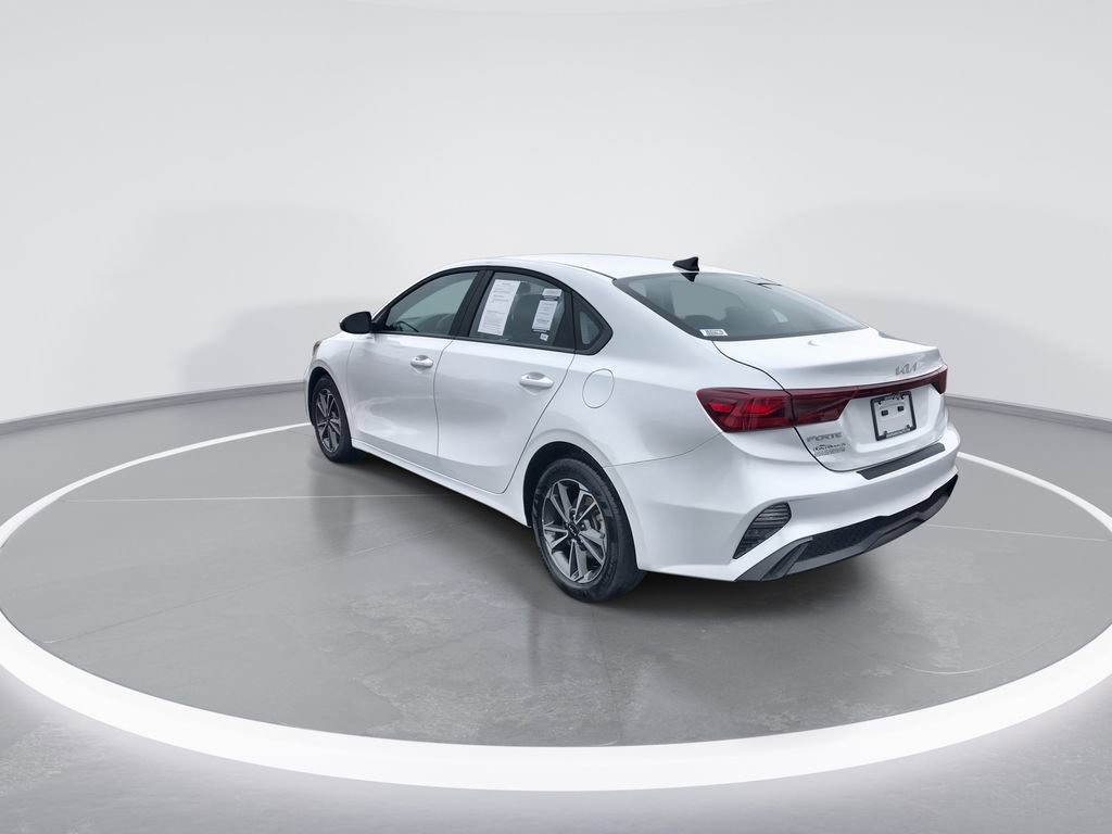 Used 2024 Kia Forte LXS w/ LXS Technology Package image 6