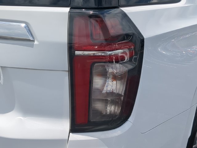 Used 2024 Chevrolet Tahoe Premier RWD image 11