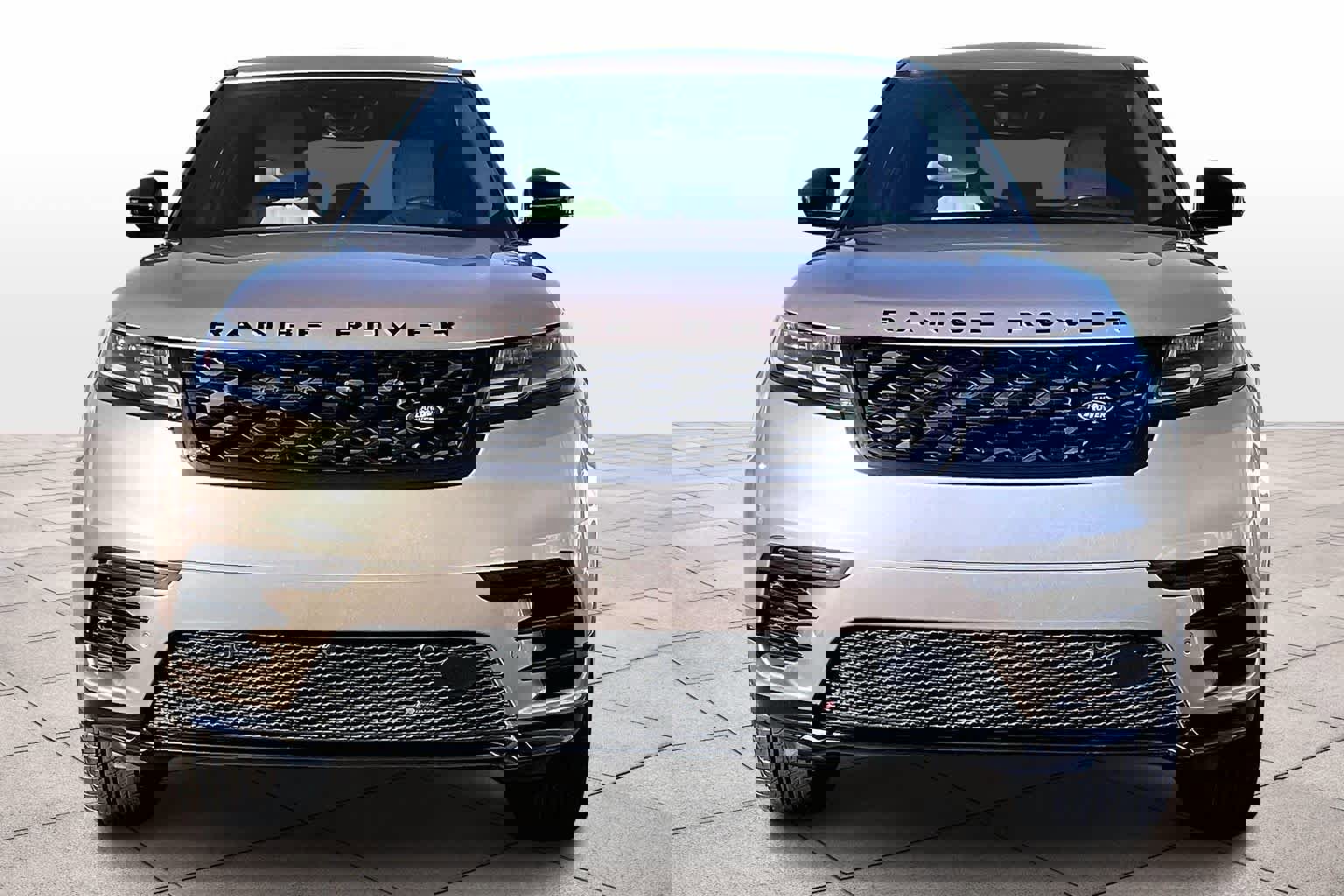 Used 2022 Land Rover Range Rover Velar R-Dynamic HSE image 3