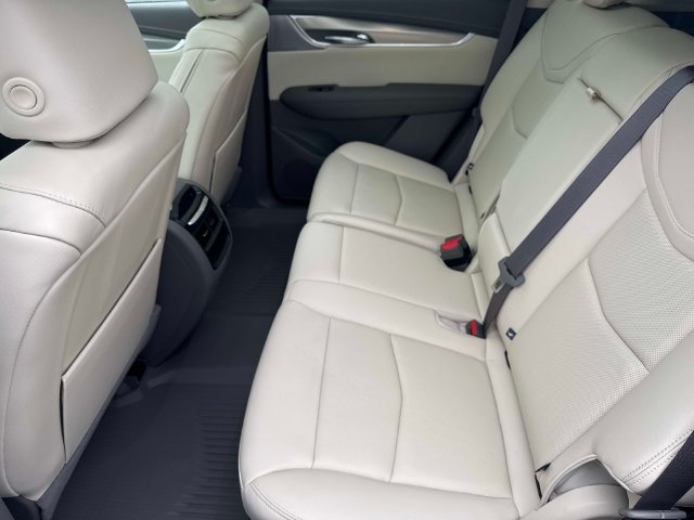 New 2026 Cadillac XT5 Premium Luxury w/ Driver Assist Package AWD/4WD image 13
