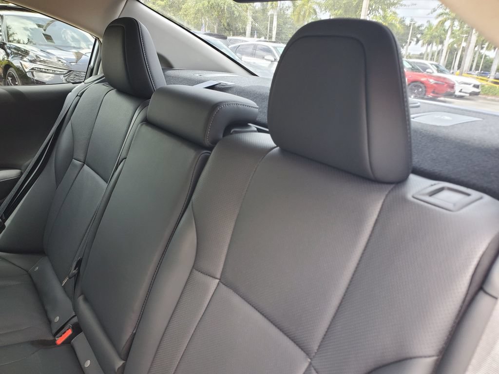 Used 2024 Subaru Legacy Limited AWD/4WD image 12