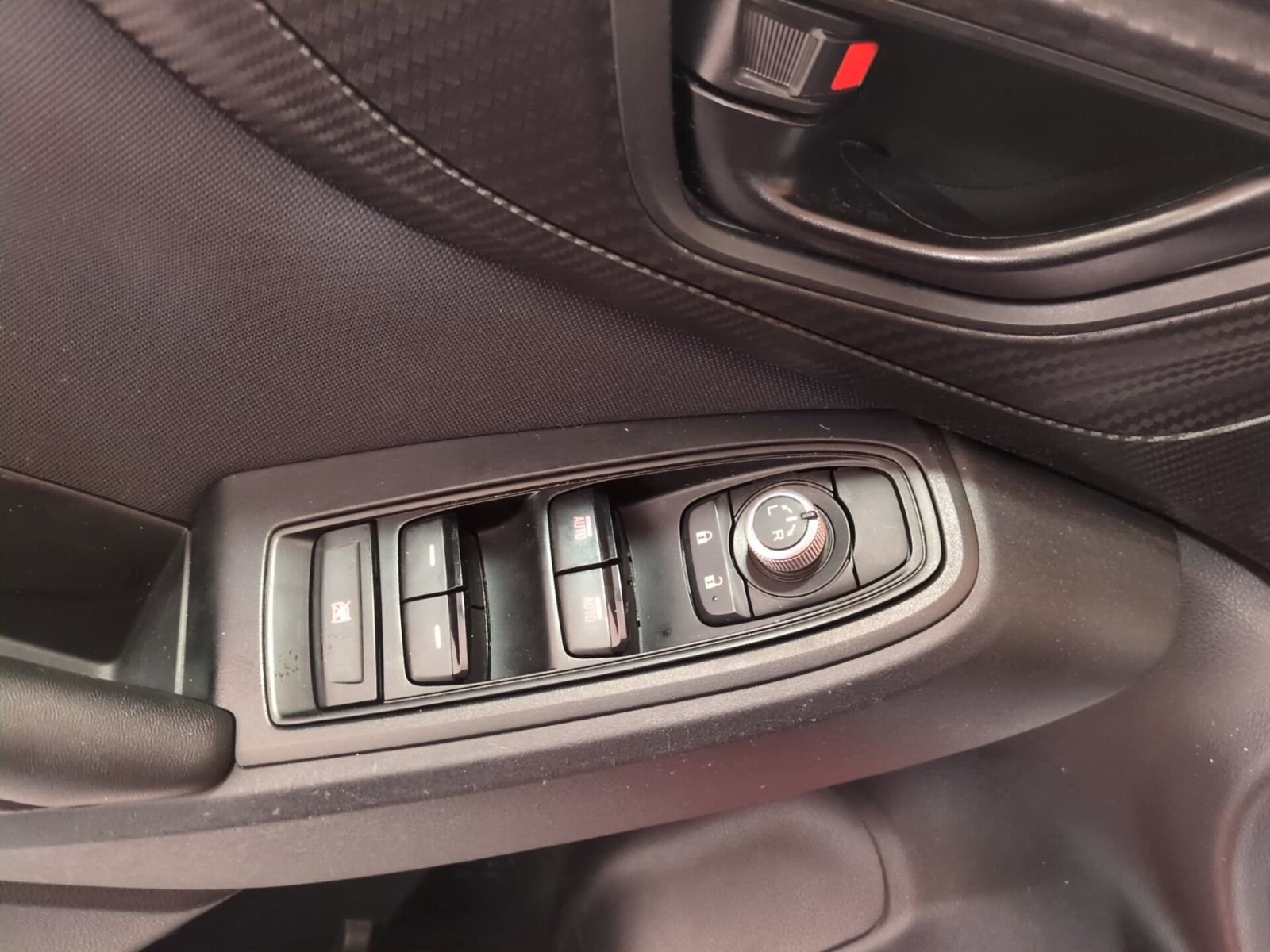 Certified 2023 Subaru Crosstrek 2.0i Premium image 17