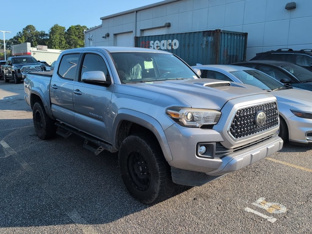 Used 2018 Toyota Tacoma TRD Sport AWD/4WD image 1