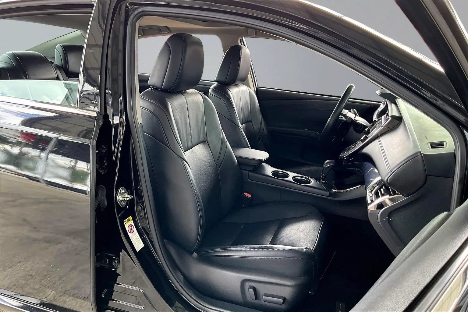Used 2015 Toyota Avalon XLE Touring Sport Edition FWD image 26