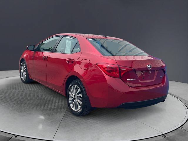 Used 2018 Toyota Corolla XLE FWD image 3