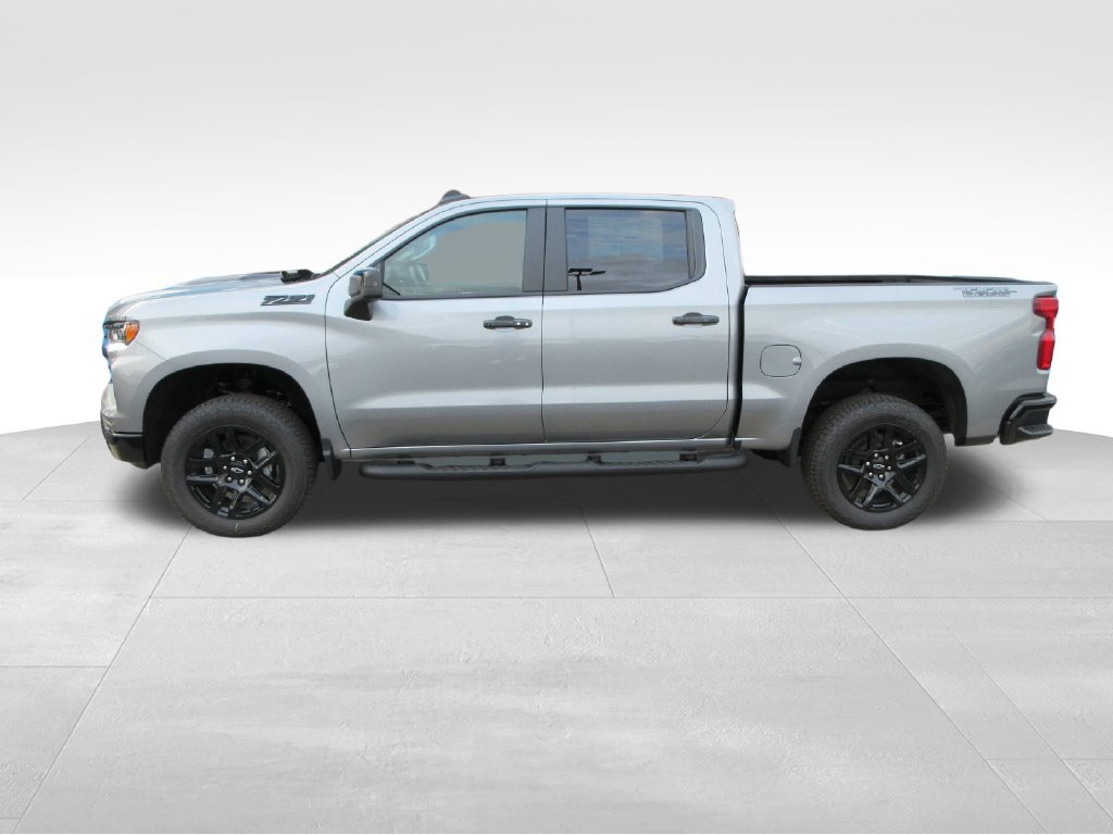 New 2026 Chevrolet Silverado 1500 LT Trail Boss w/ Dark Appearance Package AWD/4WD image 3