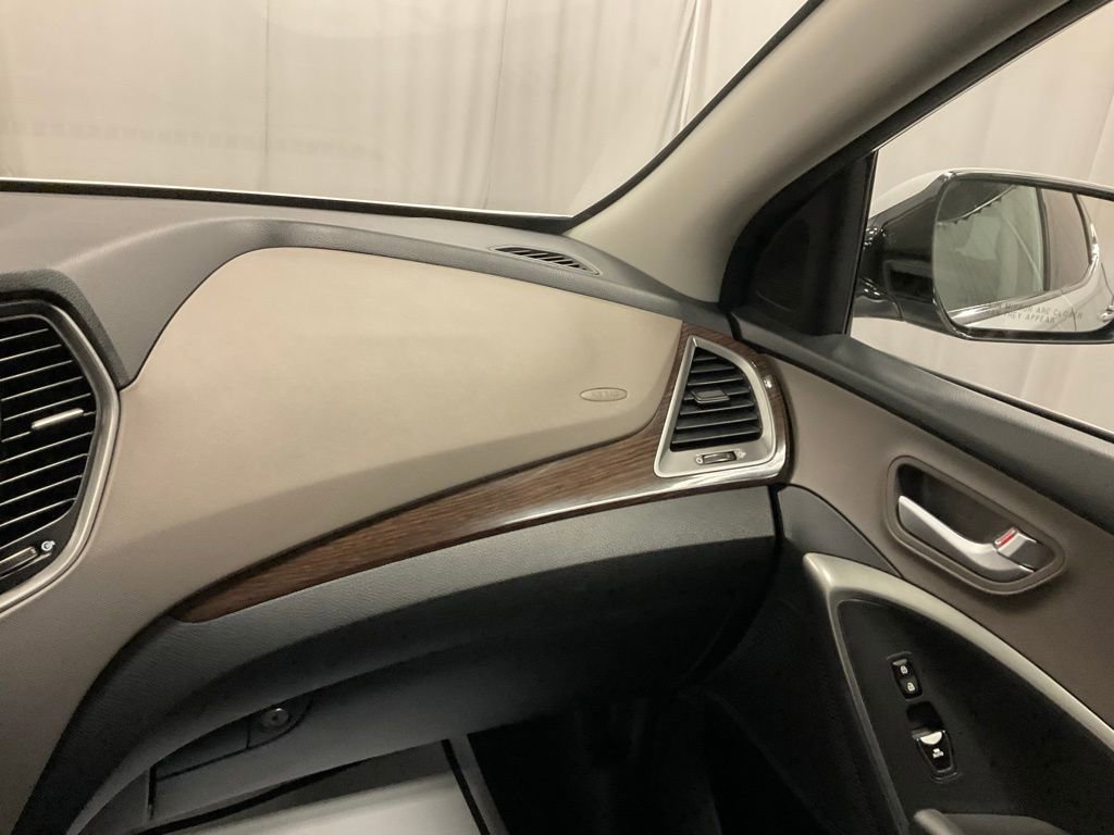 Used 2017 Hyundai Santa Fe Sport image 25
