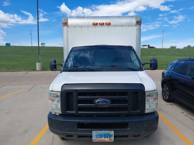 Used 2008 Ford E-350 and Econoline 350 Super Duty RWD image 6