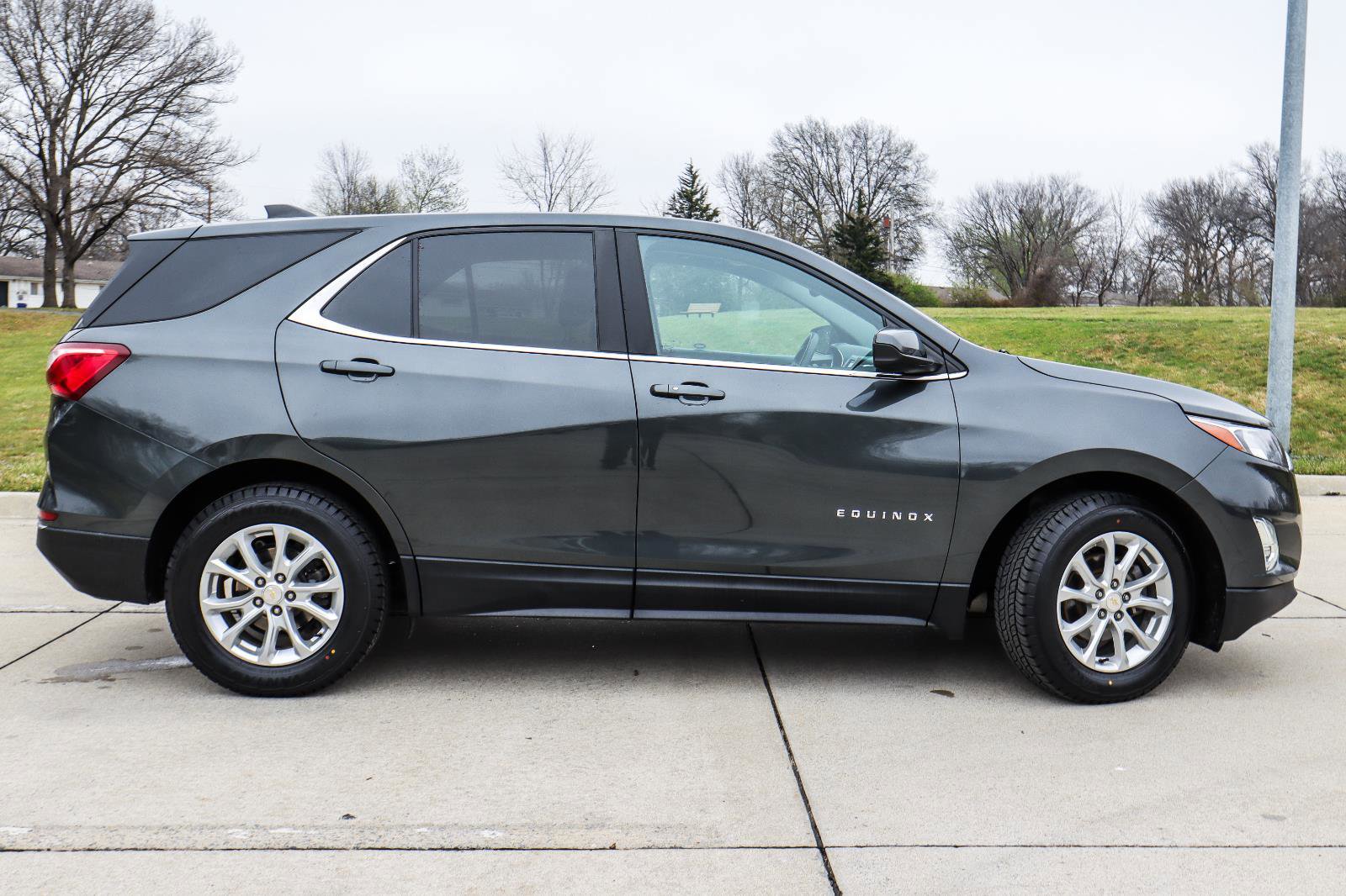 Used 2021 Chevrolet Equinox LT FWD image 5