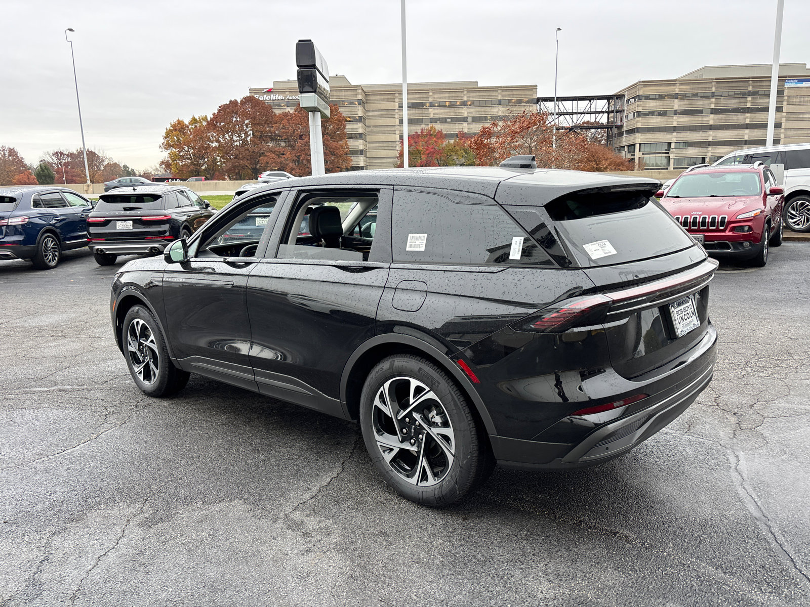 New 2026 Lincoln Nautilus Premier w/ Equipment Group 102A image 5