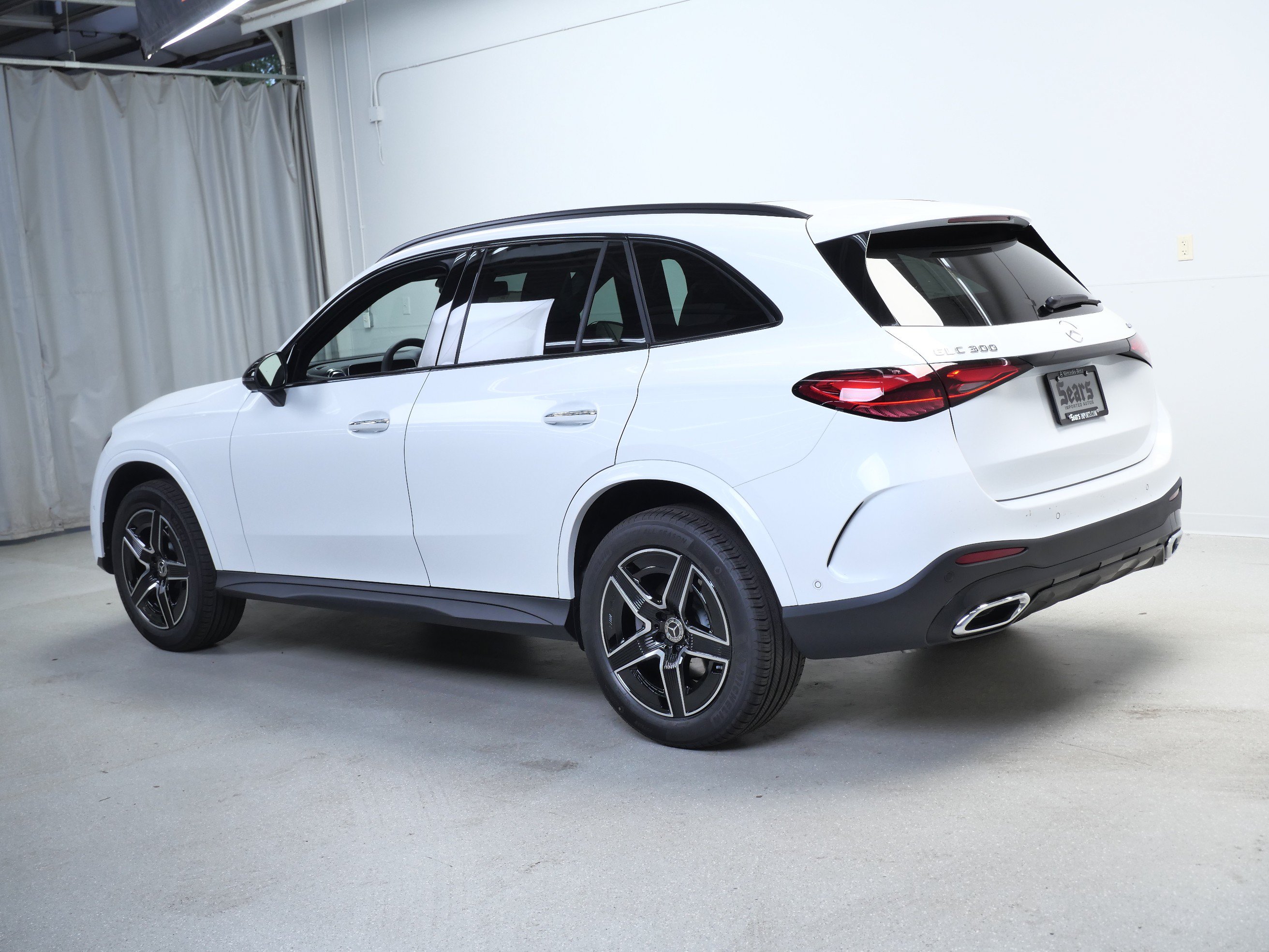 New 2026 Mercedes-Benz GLC 300 4MATIC image 6