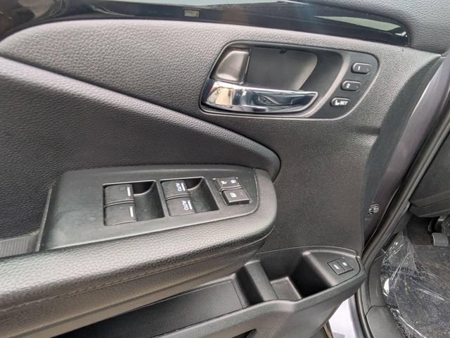 Used 2021 Honda Pilot Touring image 16