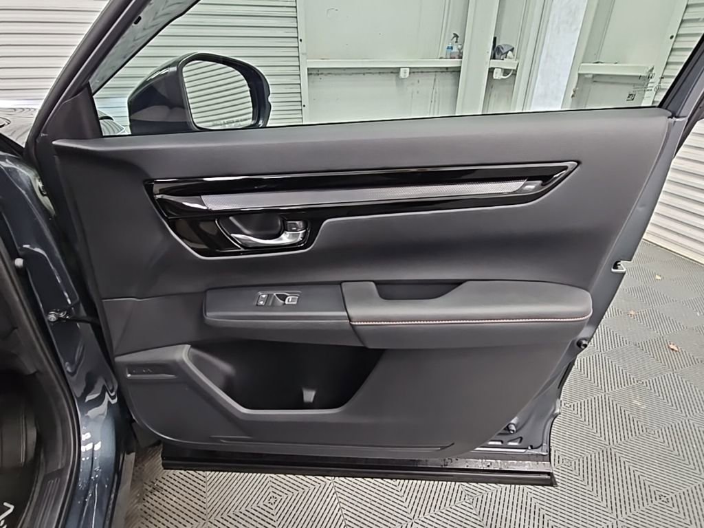 Used 2024 Honda CR-V Sport Touring image 46
