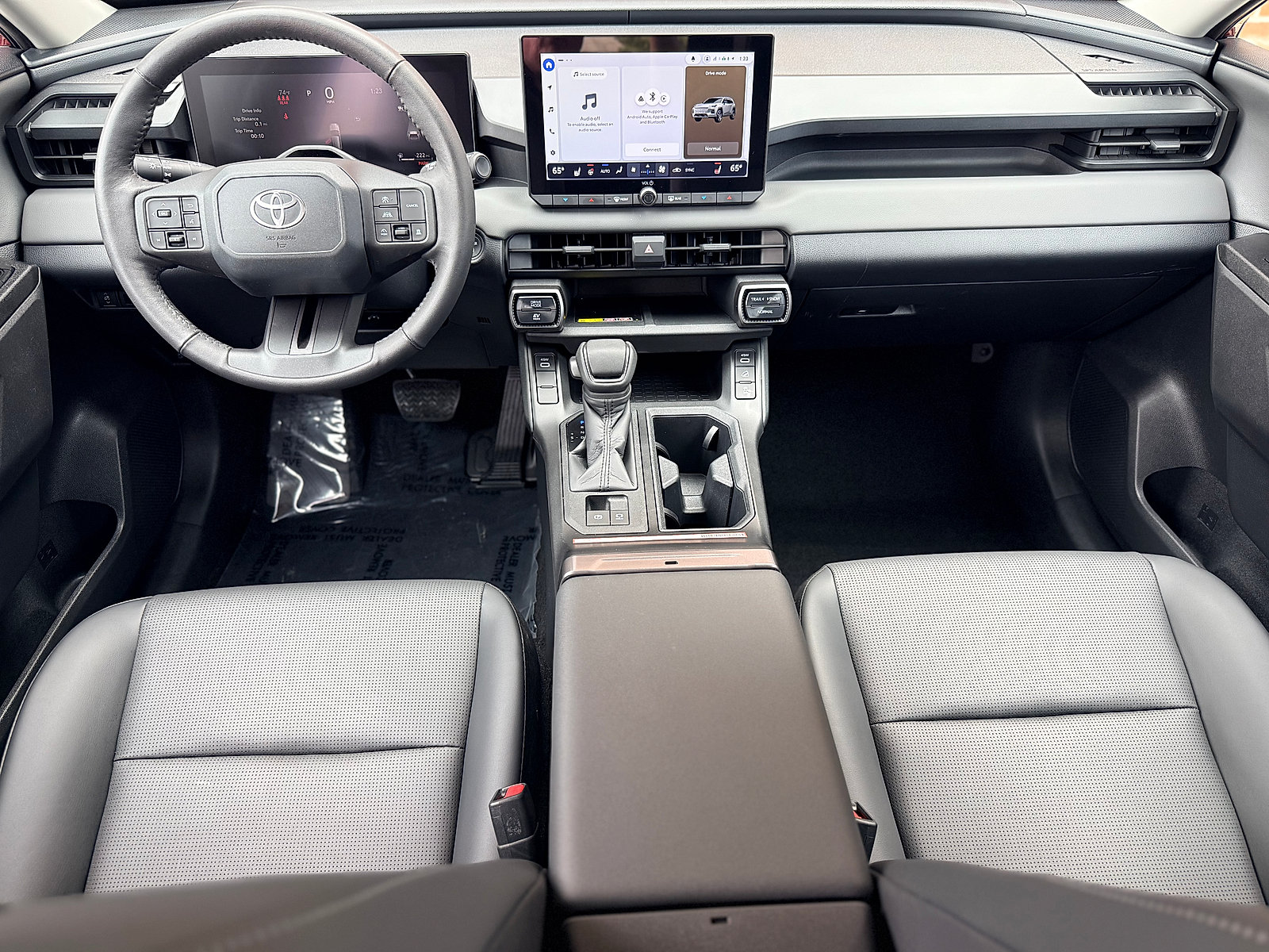 Used 2026 Toyota RAV4 XLE Premium w/ Panoramic Sun Roof Package AWD/4WD image 13