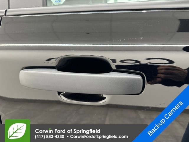 New 2025 Ford Ranger XLT w/ Black Appearance Package image 8