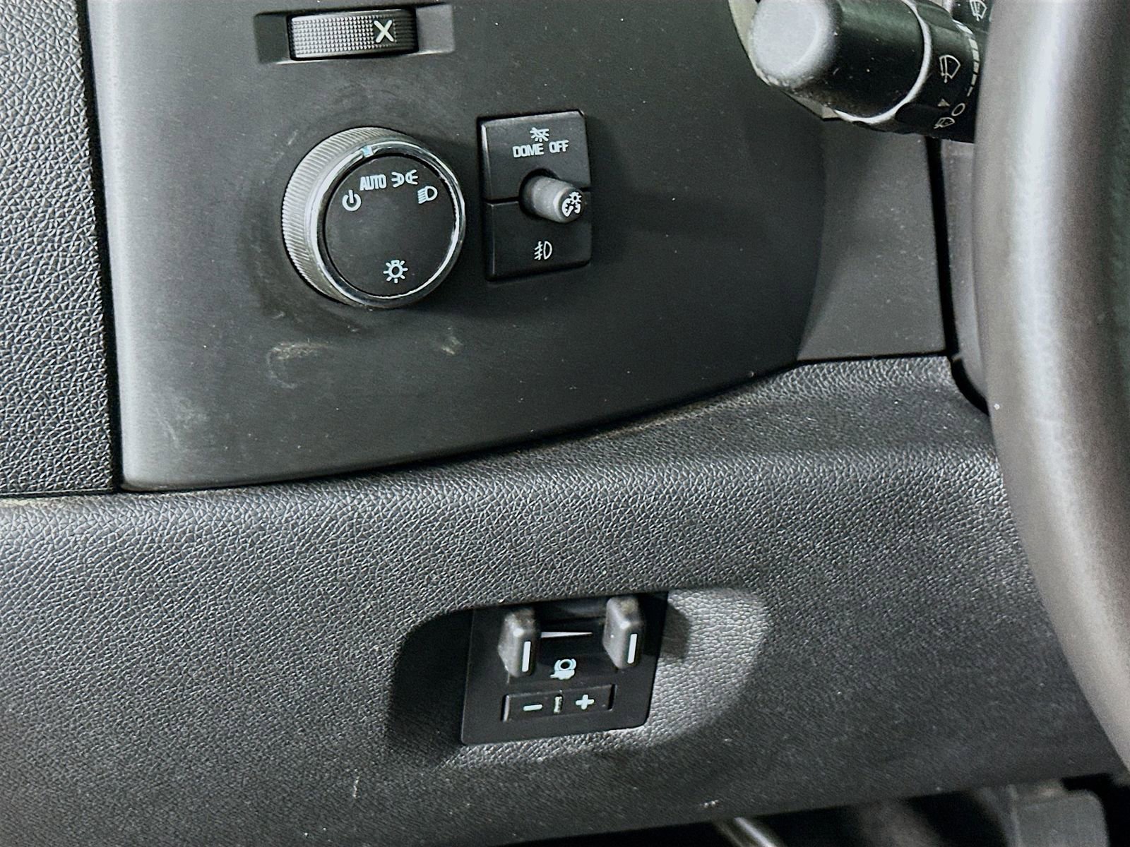 Used 2012 Chevrolet Silverado 2500 LT w/ Interior Plus Package image 13