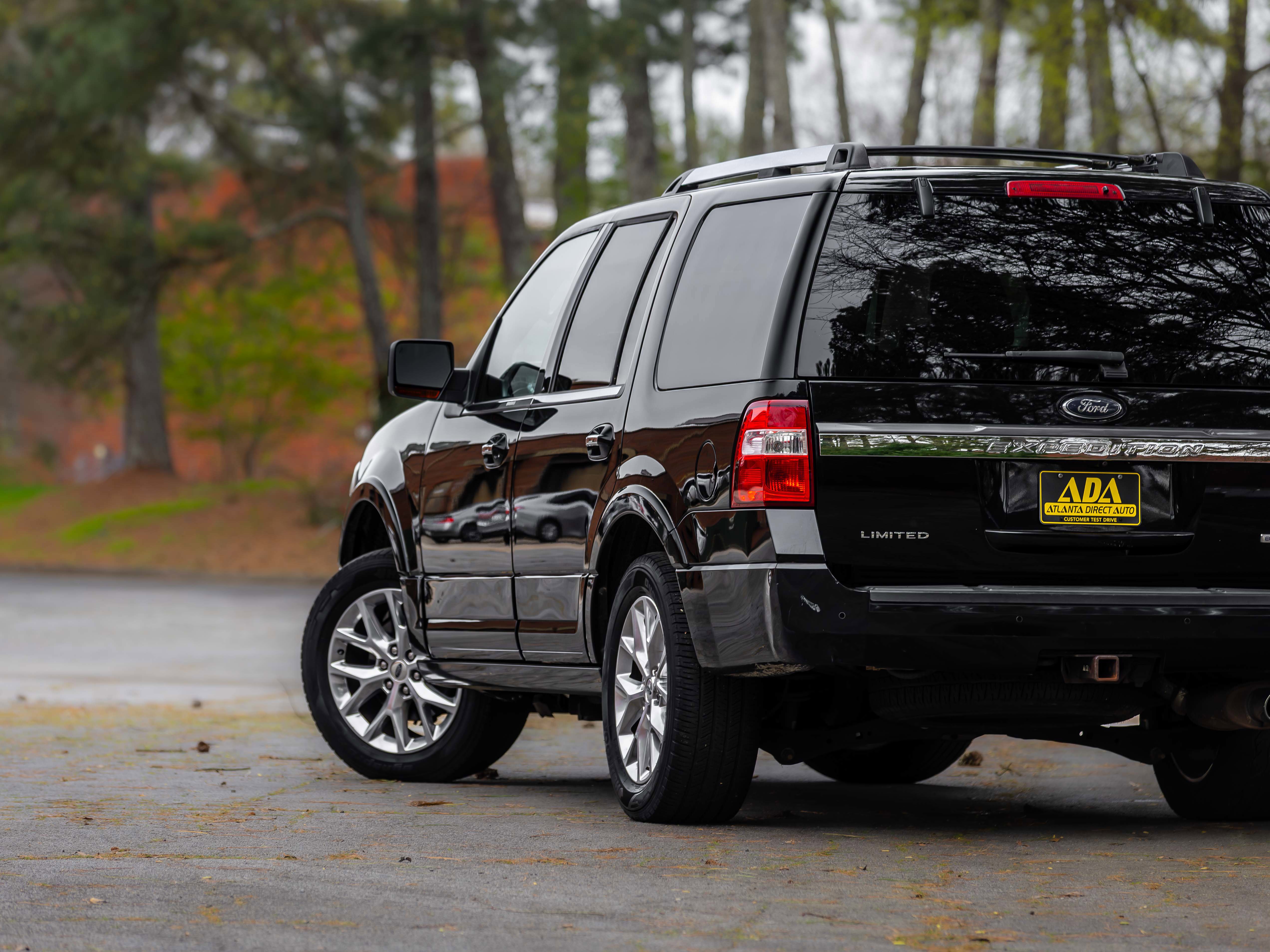 Used 2017 Ford Expedition Limited w/ Equipment Group 301A image 29