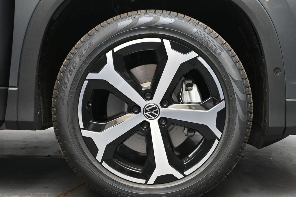 New 2026 Volkswagen Tiguan SE AWD/4WD image 10