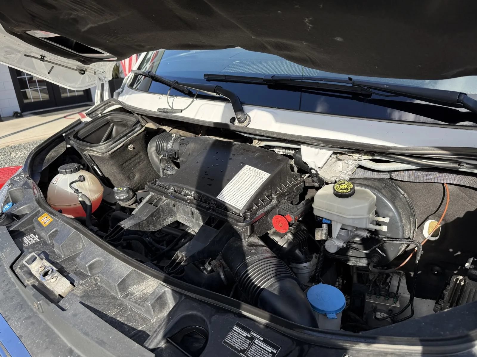 Used 2019 Freightliner Sprinter 170 RWD image 15
