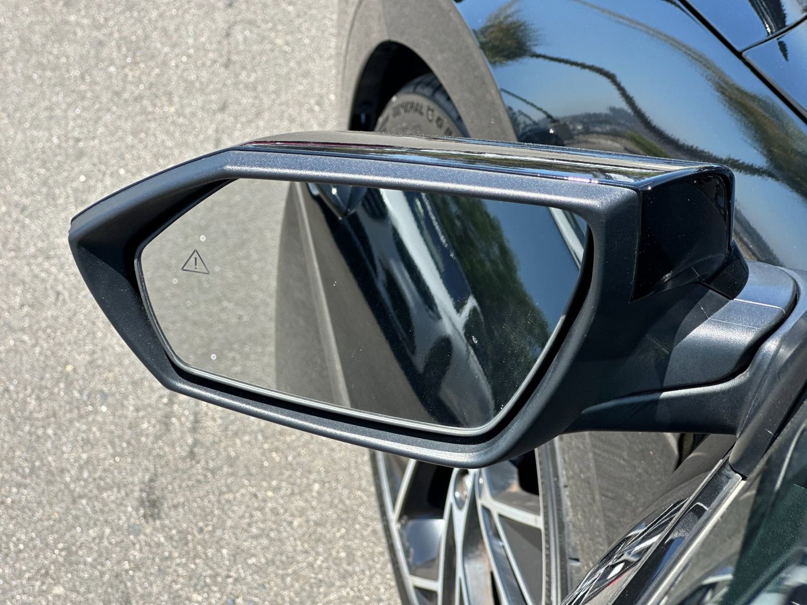 Used 2023 Hyundai Elantra N FWD image 9