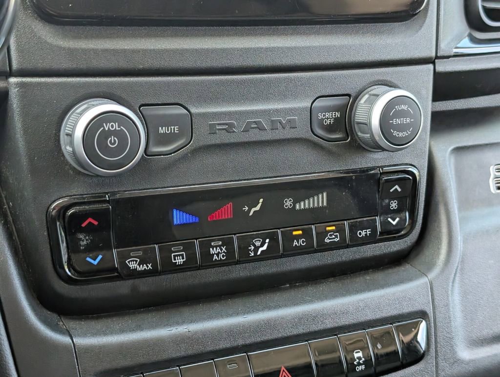 Used 2025 RAM ProMaster 2500 w/ Convenience Group FWD image 20