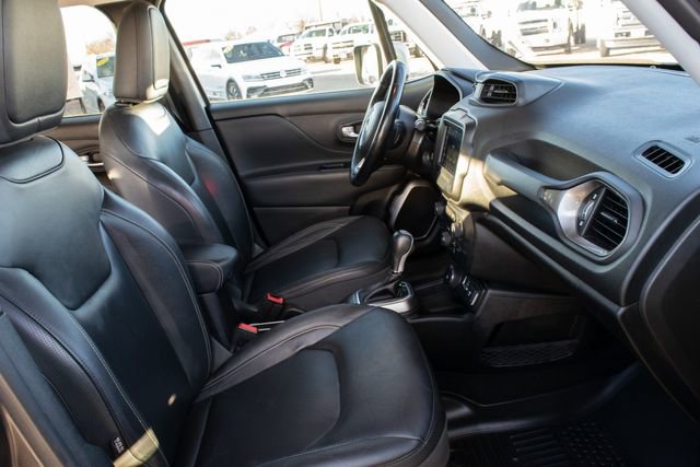 Used 2018 Jeep Renegade Limited w/ Trailer Tow Group AWD/4WD image 22