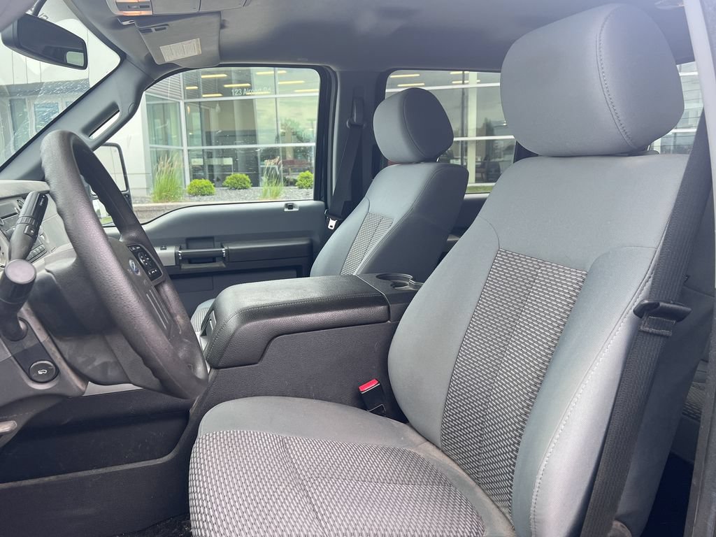 Used 2016 Ford F350 XLT AWD/4WD image 10