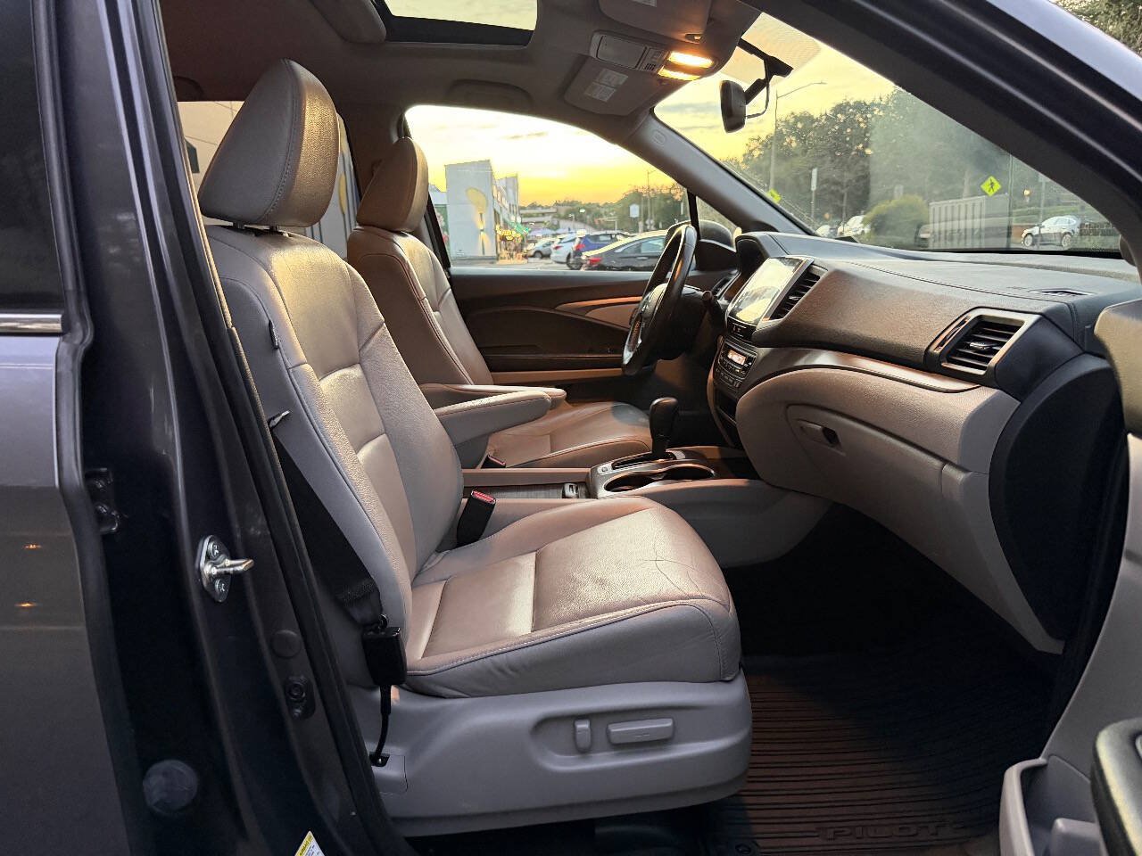 Used 2016 Honda Pilot EX-L image 25