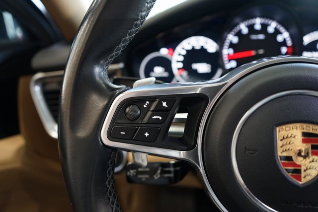 Used 2019 Porsche Panamera 4 image 33