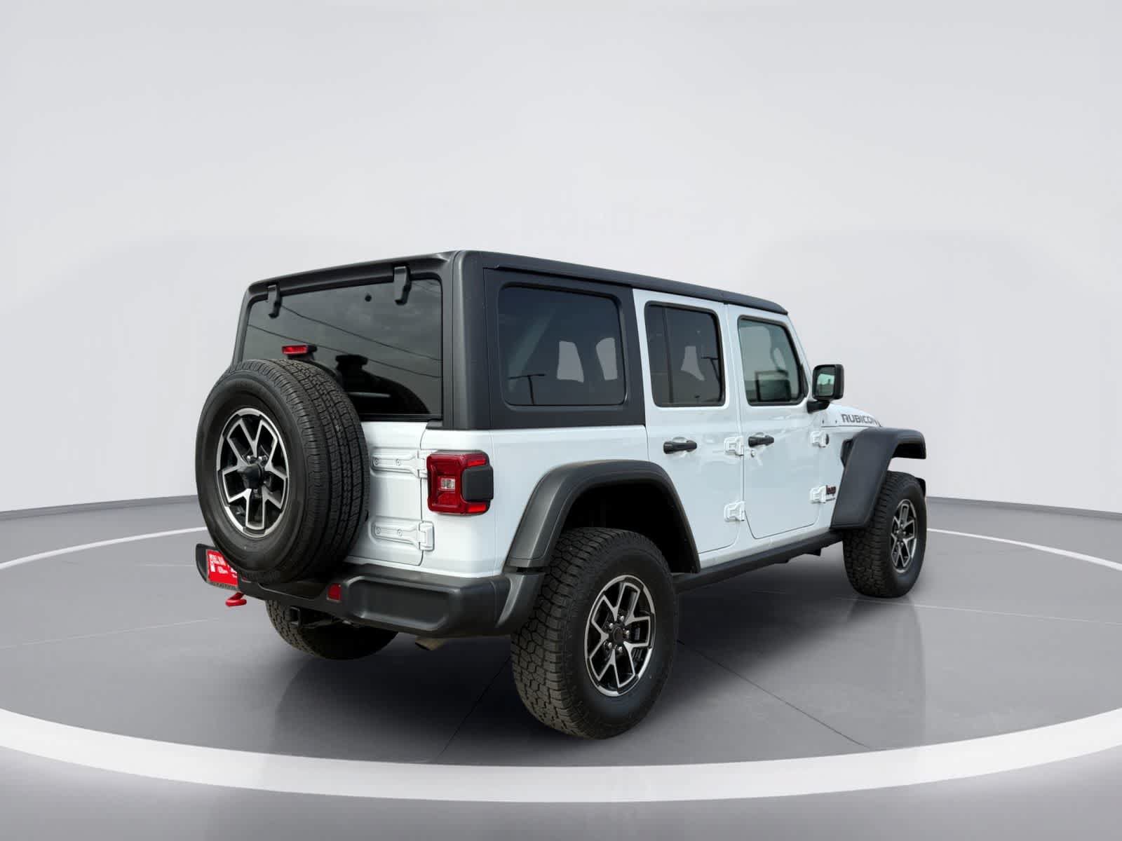Used 2024 Jeep Wrangler Unlimited Rubicon AWD/4WD image 7
